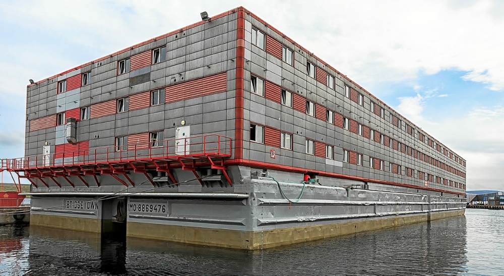 Immigration : le Royaume-Uni va héberger 500 demandeurs d'asile sur une barge Immigration : le Royaume-Uni va héberger 500 demandeurs d'asile sur une barge