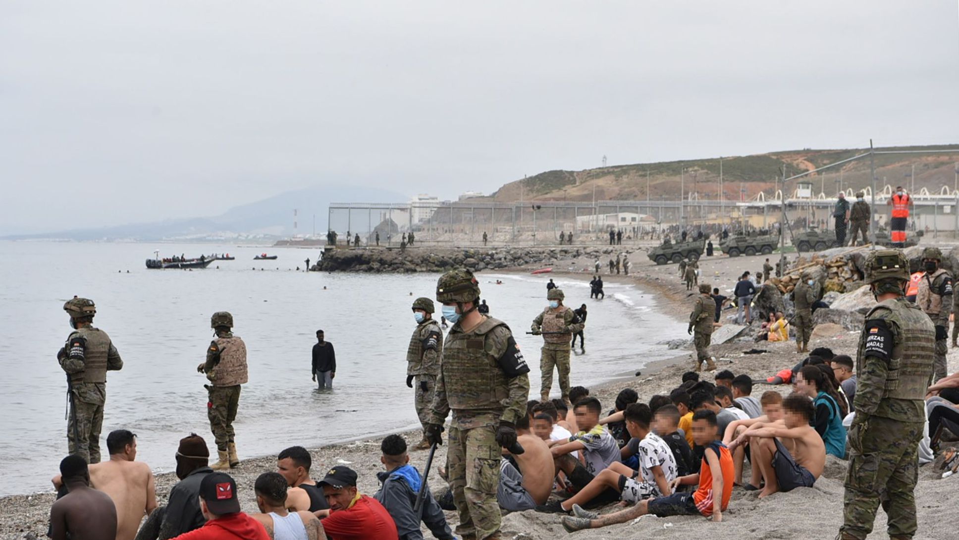 Enclave de Ceuta : L’Espagne renvoie 800 migrants mineurs vers le Maroc Enclave de Ceuta : L’Espagne renvoie 800 migrants mineurs vers le Maroc