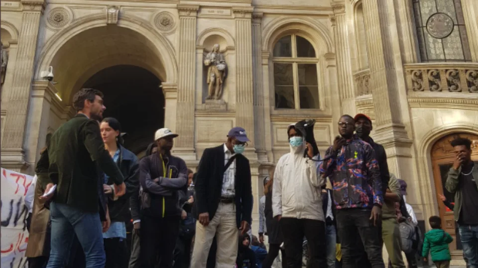 Intrusion d'un collectif de migrants à l'Hôtel de Ville de Paris