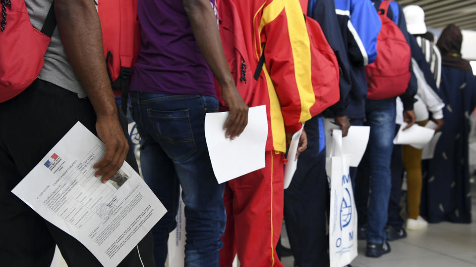 Immigration en France : des unions plus mixtes et une hausse de l'éducation au fil des générations