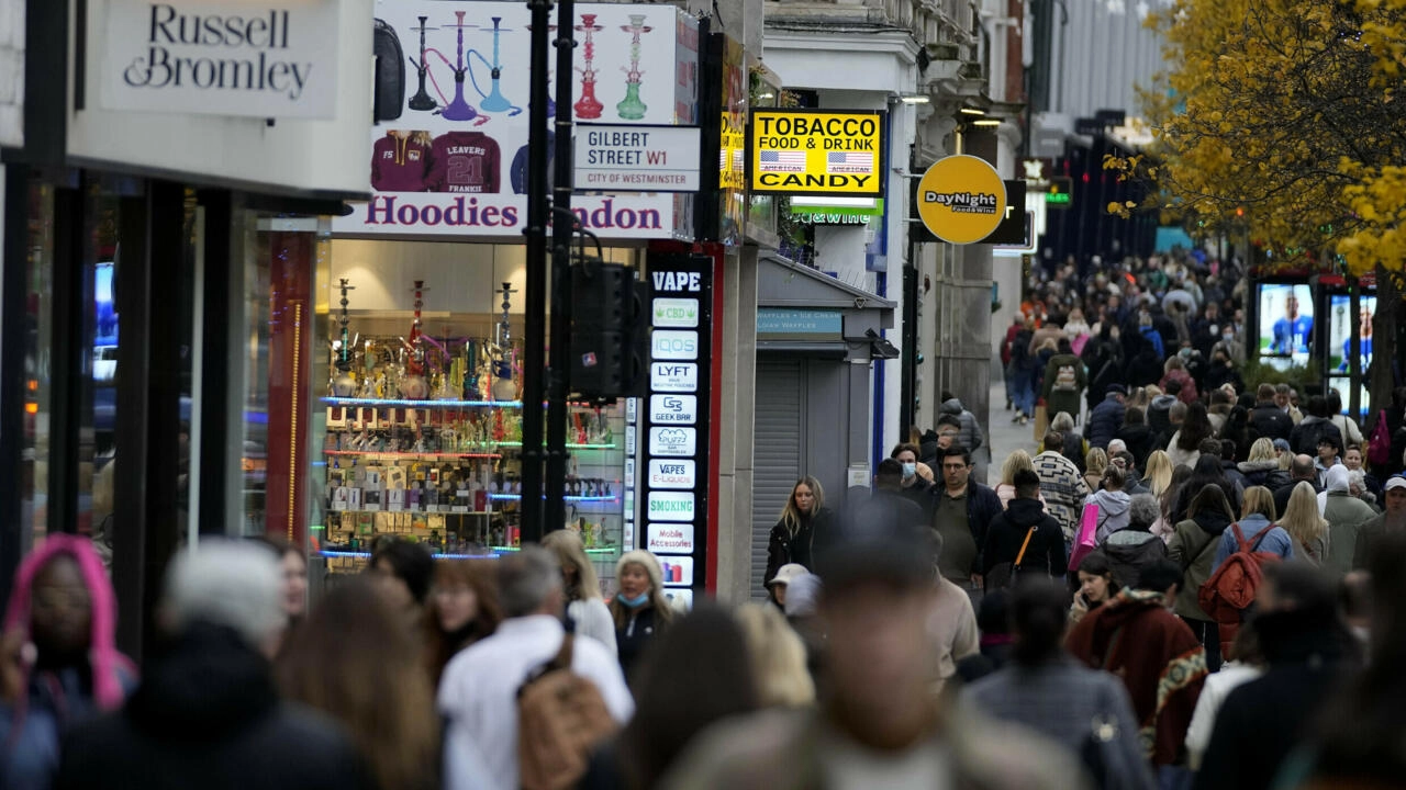 Royaume-Uni: les patrons réclament plus d'immigration pour répondre à la pénurie de main-d'œuvre Royaume-Uni: les patrons réclament plus d'immigration pour répondre à la pénurie de main-d'œuvre
