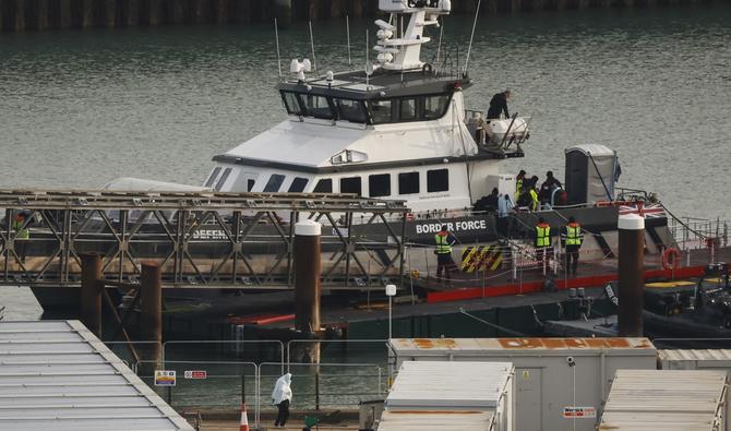 Manche : plus de 160 migrants secourus au large des côtes françaises Manche : plus de 160 migrants secourus au large des côtes françaises