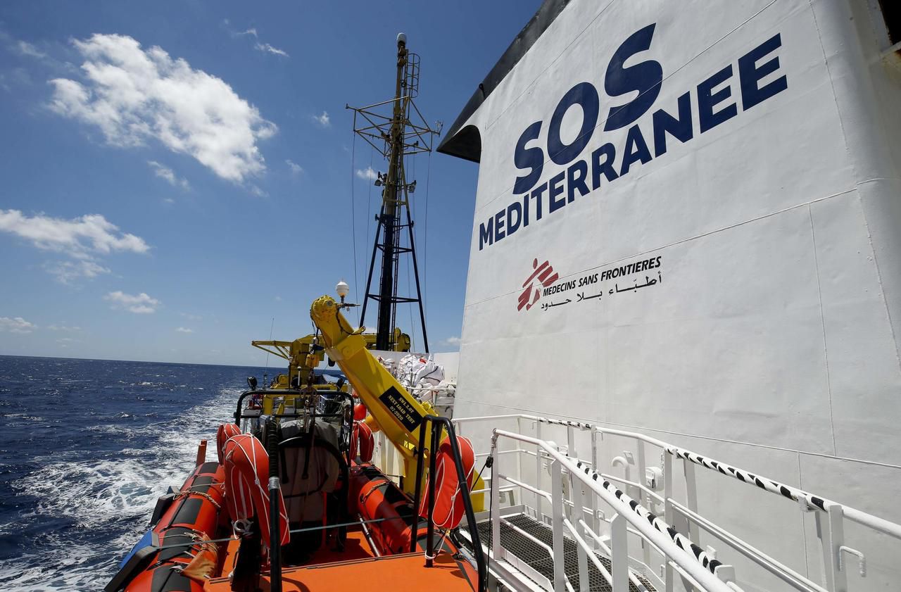 L'ONG SOS Méditerranée menacée de mort après avoir secouru des migrants L'ONG SOS Méditerranée menacée de mort après avoir secouru des migrants