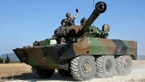 Ukraine : La France va équiper plusieurs bataillons avec des dizaines de blindés et chars légers