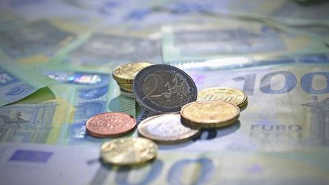 Budget 2023: Le gouvernement français cherche à protéger contre l'inflation sans creuser la dette