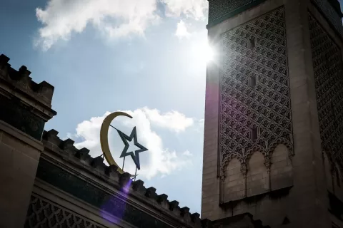 Islam de France : Macron veut "redoubler d'efforts" 
