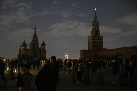 des villes du monde entier éteignent leurs lumières