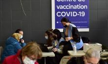 Covid-19 : en France, le tout-vaccin plutôt que les restrictions