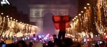 Les Champs Elysées en rouge étoilé : le Maroc en fête