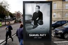 Les écoles françaises rendent hommage à Samuel Paty tué pour des caricatures de Mahomet
