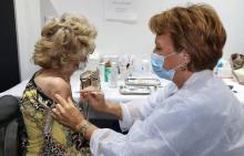 Covid-19 : la reprise épidémique se confirme en France. Vaccinez-vous !