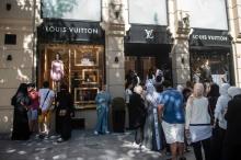 Magasin Vuitton à Istanbul pris d'assaut par des touristes
