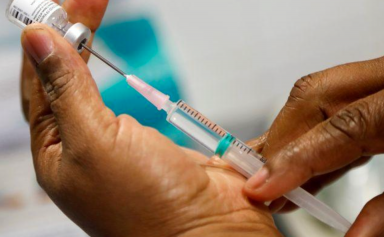 Le gouvernement va accélérer la campagne vaccinale contre le COVID-19