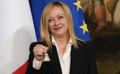 Meloni interpelle Bruxelles