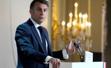Macron-Selsal
