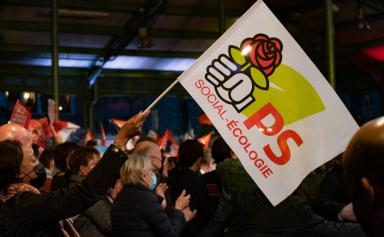 Coup dur pour Mélenchon : la justice refuse l'adhésion du Parti socialiste à la Nupes