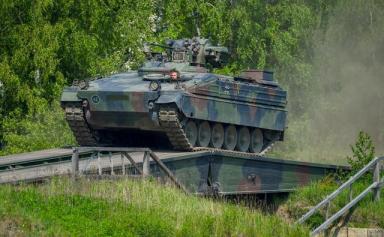 Londres va envoyer des chars lourds en Ukraine, Moscou n'est pas content