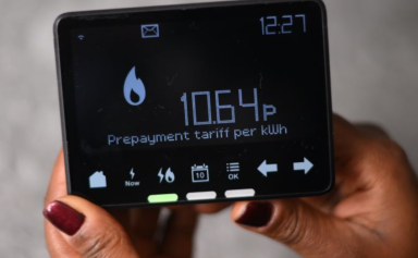 Au Royaume-Uni, pas d’électricité sans compteur prépayé