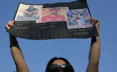 Iran : Deux nouvelles exécutions de manifestants
