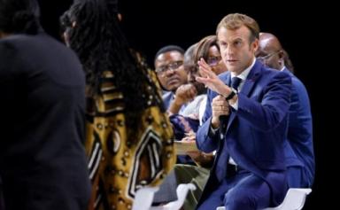 La France crée un fonds pour la démocratie en Afrique