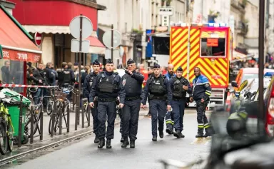 Paris : Trois morts dans des tirs devant un centre culturel kurde