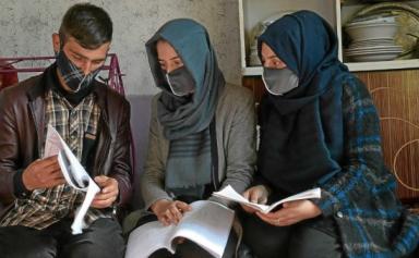 Afghanistan : les femmes interdites dans les ONG