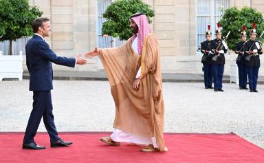 Les honneurs de la France pour MBS
