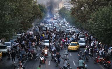 Iran : la contestation s’étend à tout le pays