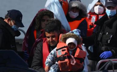 Plus de 45 000 traversées illégales de la Manche en 2022, nouveau record