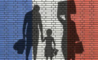 Immigration : les pouvoirs des maires seront-ils renforcés en France ?