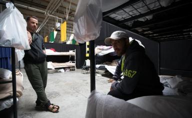 Près de 16 000 demandeurs d'asile répartis de Paris vers les régions françaises en 2021