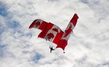 Au Canada, un coup de pouce pour plus de 27 000 immigrants qualifiés