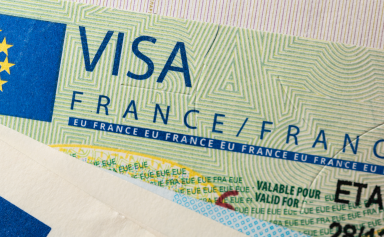Visas - France : L'extrême droite veut une «caution obligatoire» de 10 000 euros pour certains