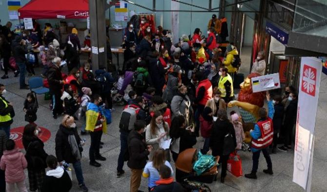 Ukraine : 100 000 réfugiés de plus en 24 heures Ukraine : 100 000 réfugiés de plus en 24 heures