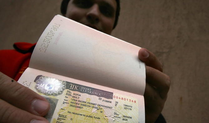 Londres envisage d'assouplir sa politique de visas Londres envisage d'assouplir sa politique de visas